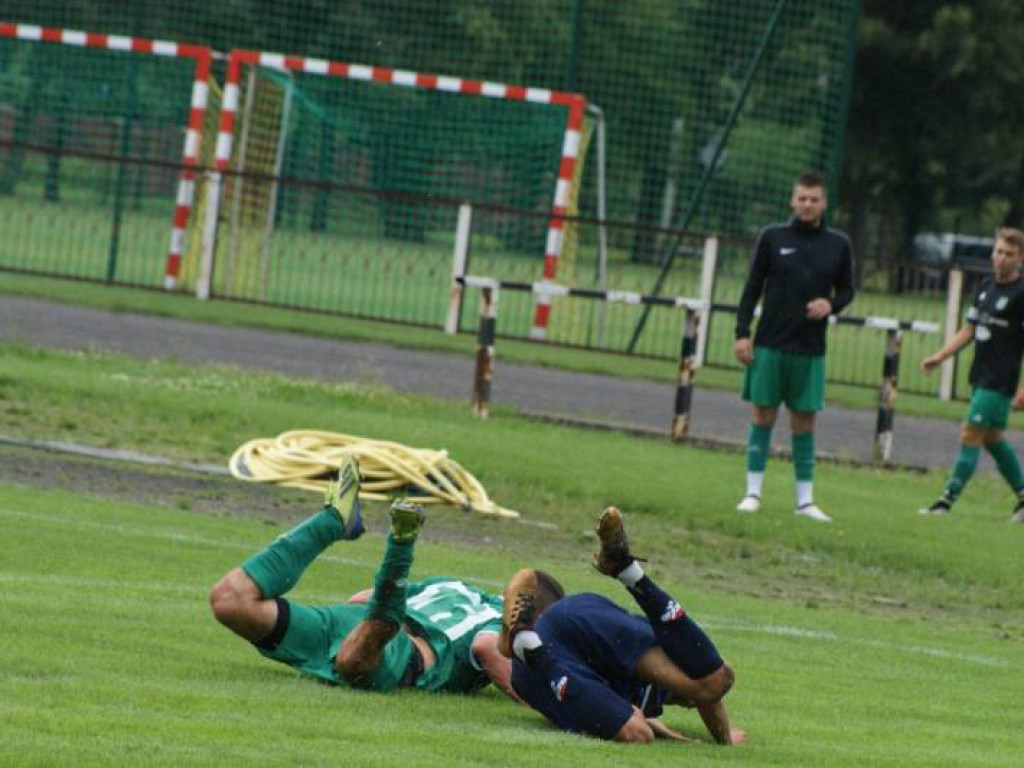 Ulewa storpedowała sparing