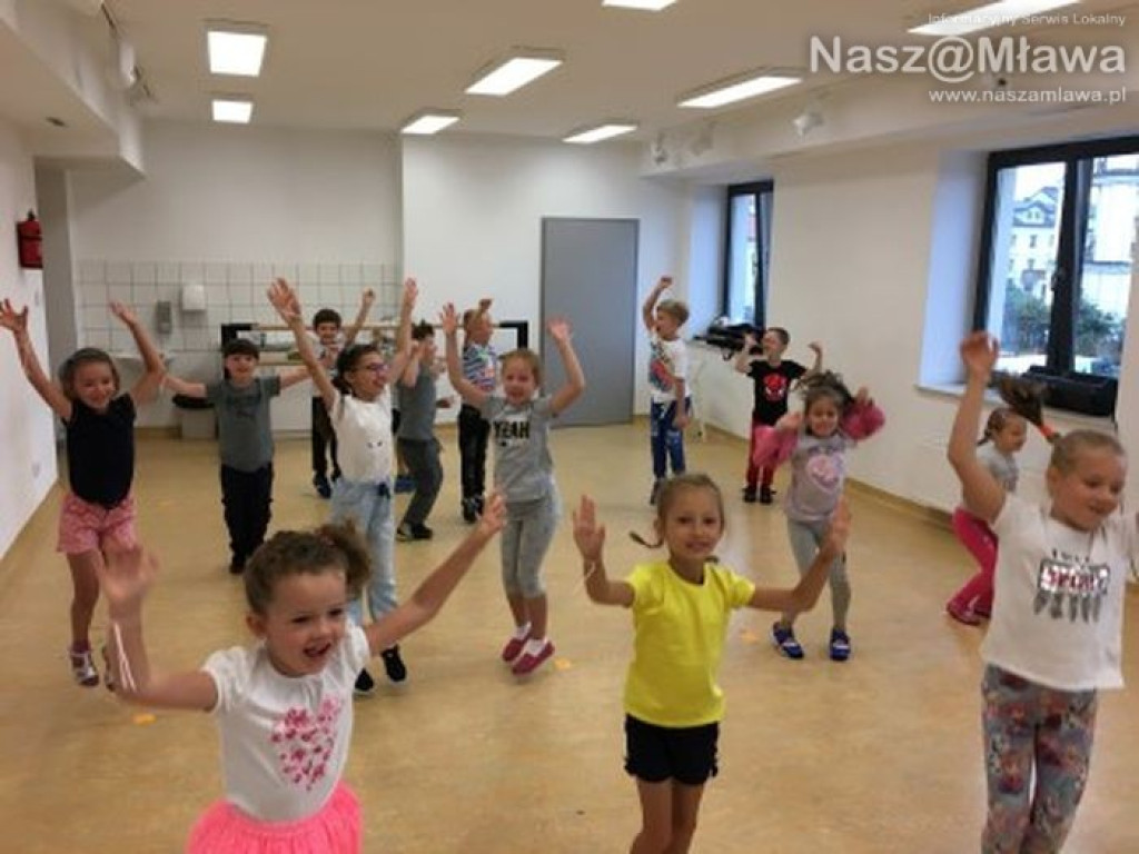 Twórcze zadania i ćwiczenia aktorskie w domu kultury