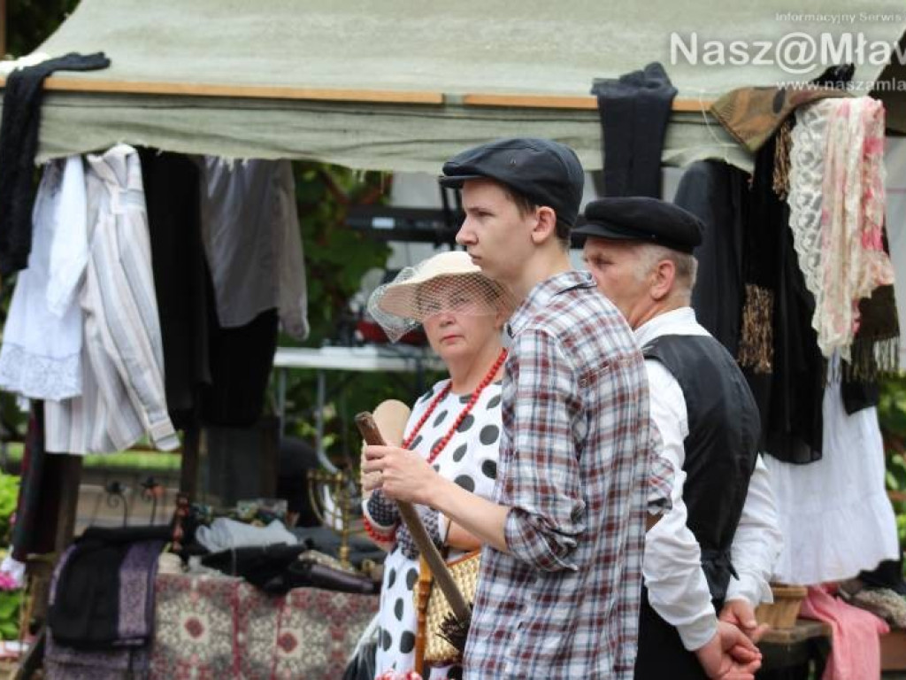 Rekonstruktorzy przenieśli widzów w czasie - do przedwojennej Mławy