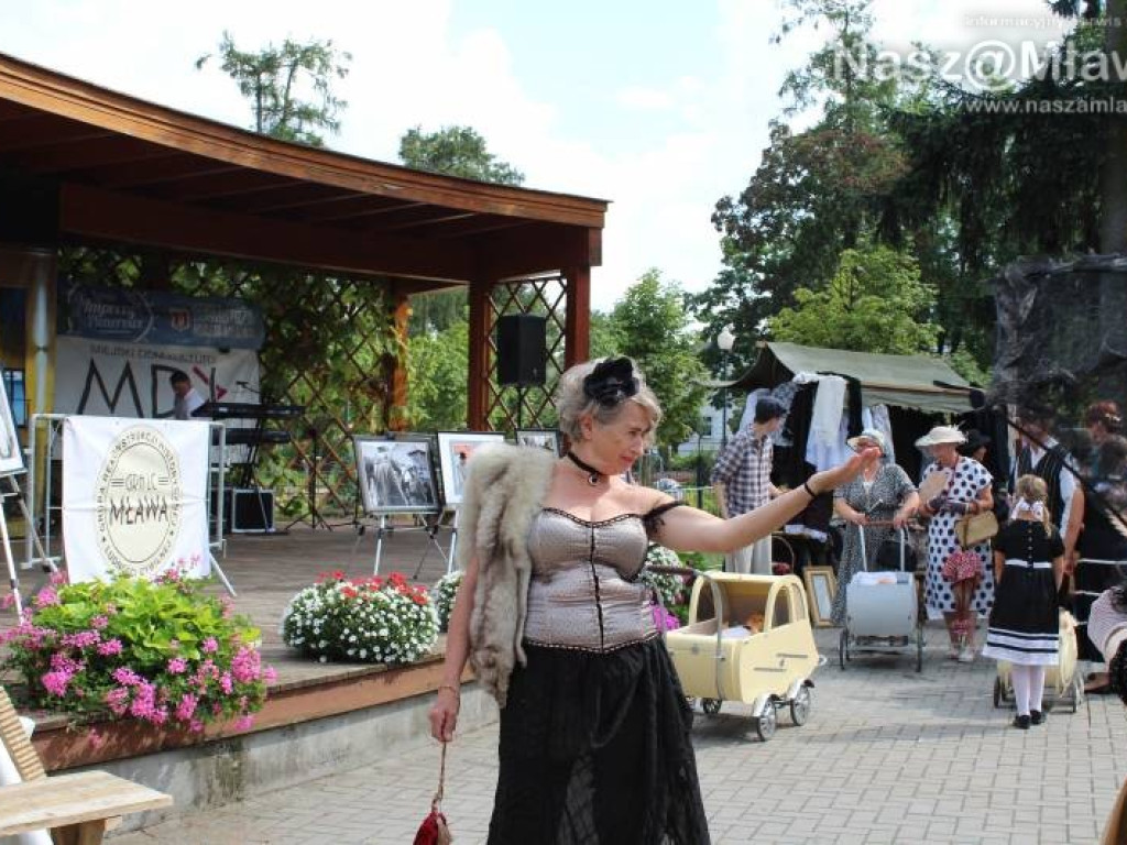 Rekonstruktorzy przenieśli widzów w czasie - do przedwojennej Mławy