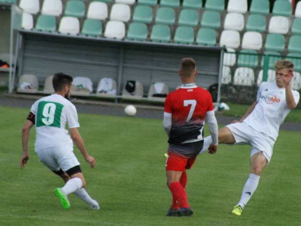 Motor na szybszym biegu. Sparingowa porażka