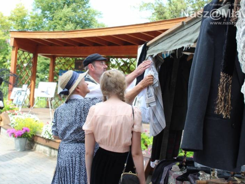 Rekonstruktorzy przenieśli widzów w czasie - do przedwojennej Mławy