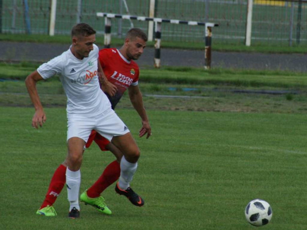 Motor na szybszym biegu. Sparingowa porażka