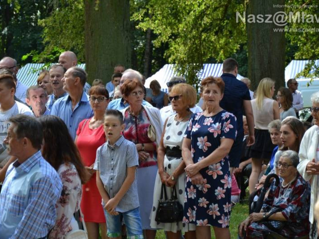 Bije tu cudowne źródełko. Tłumy w Drogiszce w gminie Strzegowo