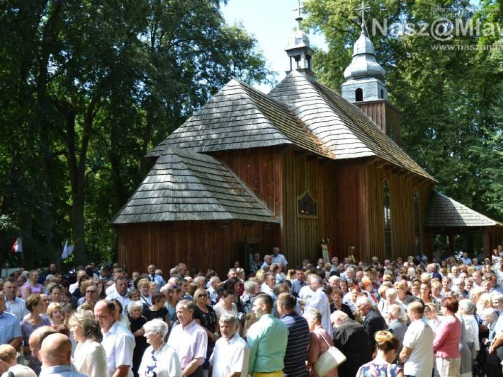 Bije tu cudowne źródełko. Tłumy w Drogiszce w gminie Strzegowo