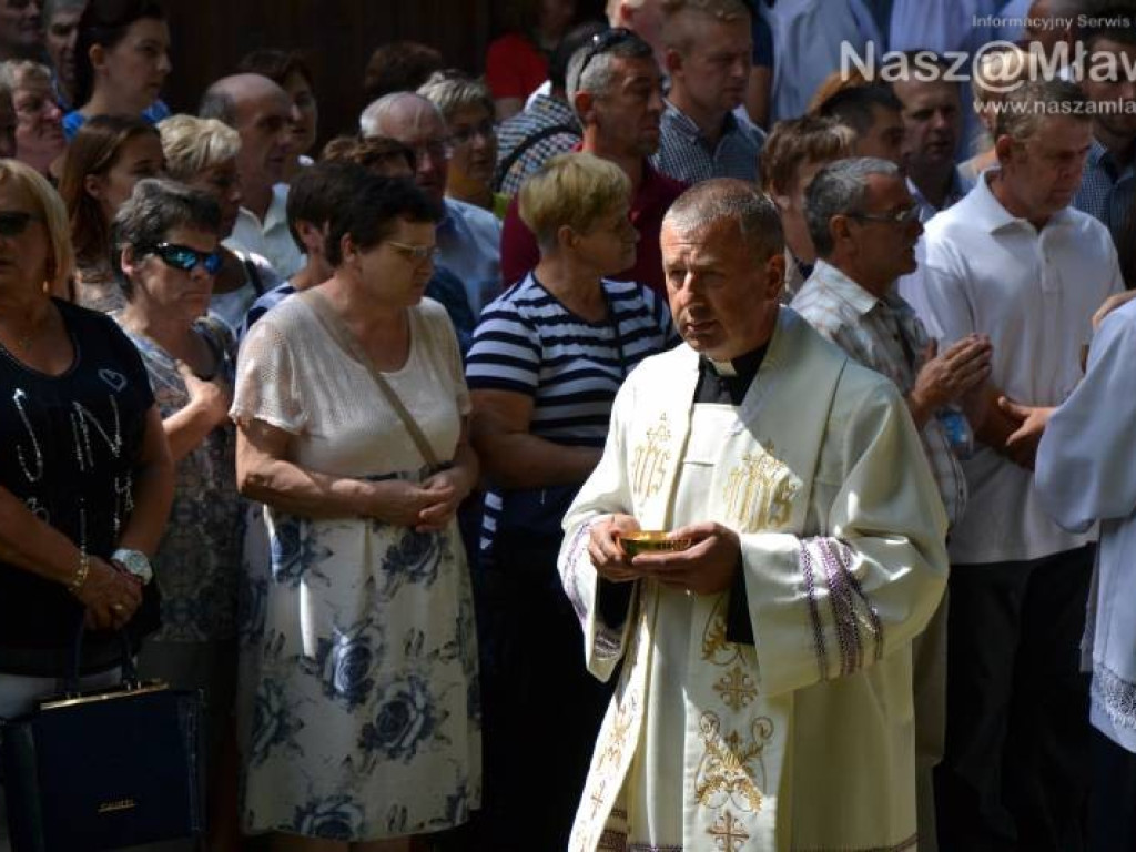 Bije tu cudowne źródełko. Tłumy w Drogiszce w gminie Strzegowo