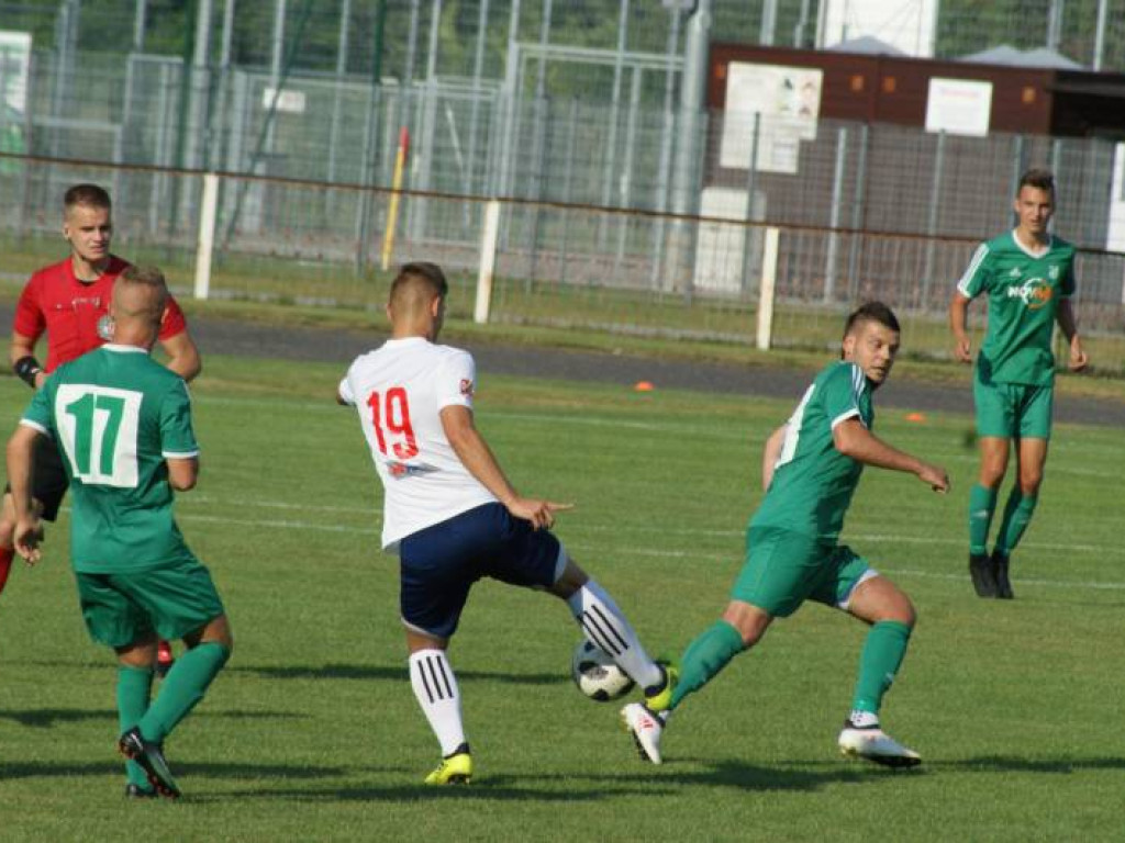 Mławianka - Ząbkovia. Dublet Gawędy na inaugurację sezonu