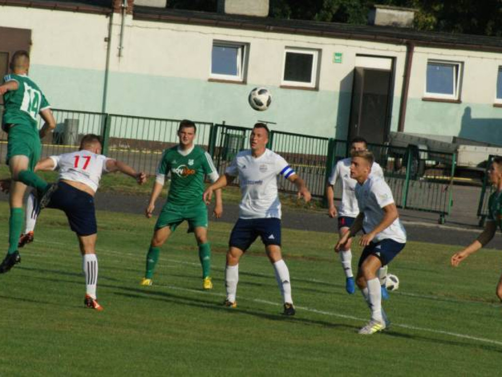 Mławianka - Ząbkovia. Dublet Gawędy na inaugurację sezonu