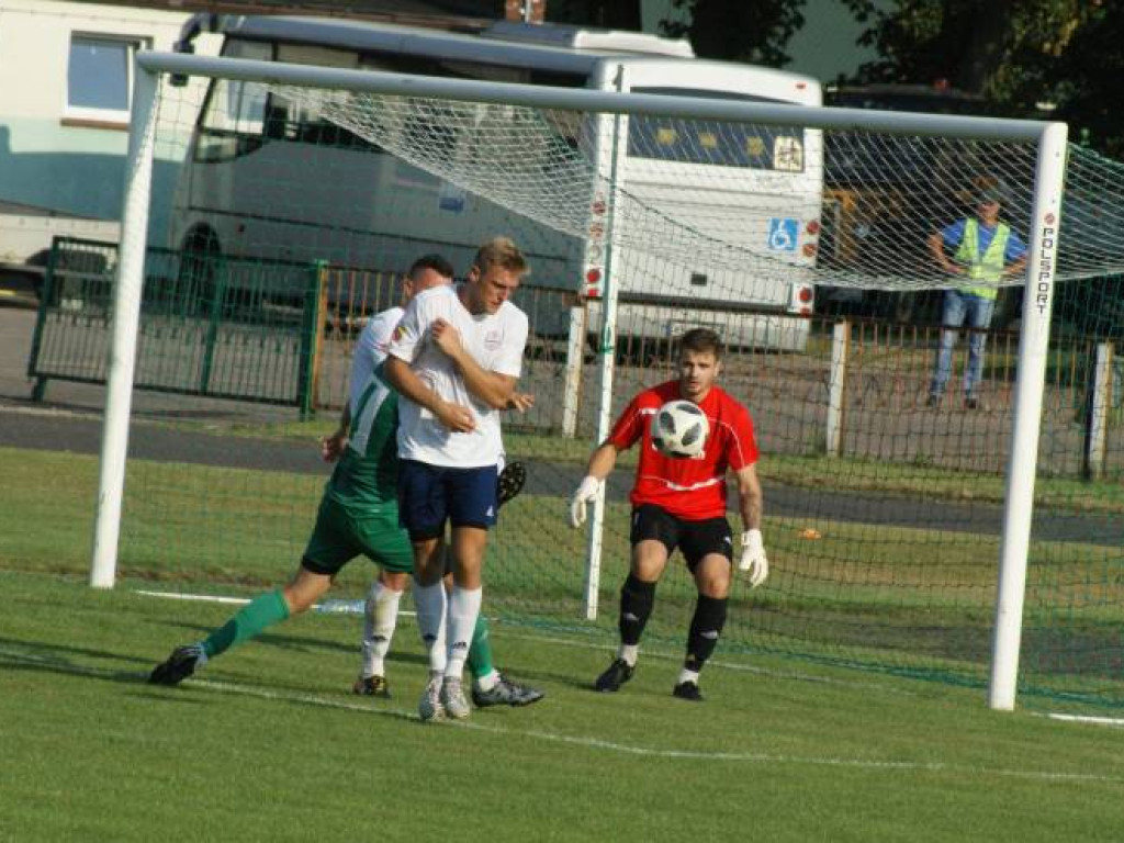 Mławianka - Ząbkovia. Dublet Gawędy na inaugurację sezonu