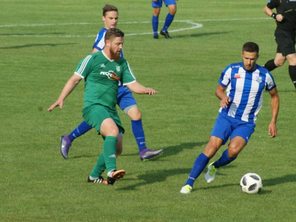 Punkt Mławianki z liderem. Żelazna defensywa