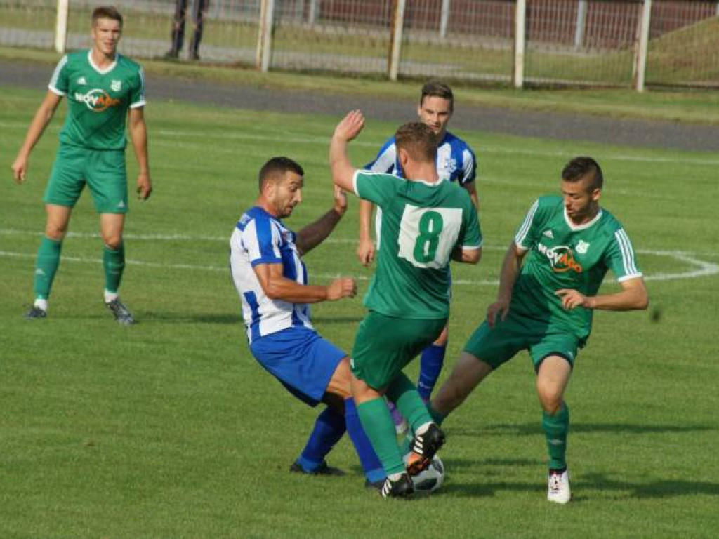 Punkt Mławianki z liderem. Żelazna defensywa