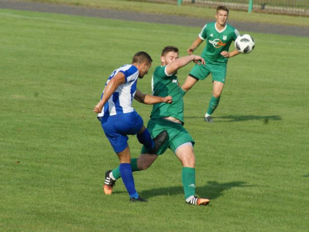 Punkt Mławianki z liderem. Żelazna defensywa