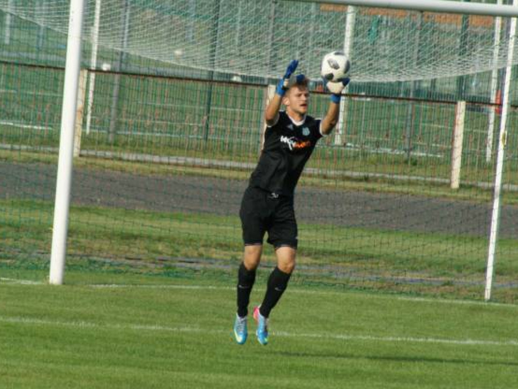 Punkt Mławianki z liderem. Żelazna defensywa