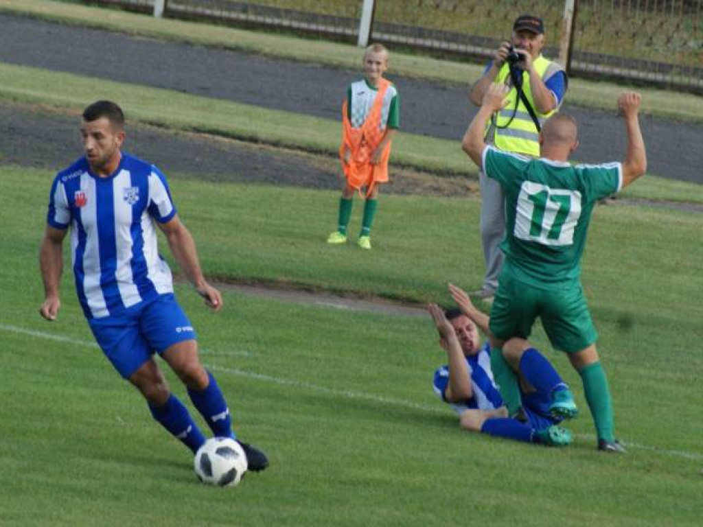 Punkt Mławianki z liderem. Żelazna defensywa