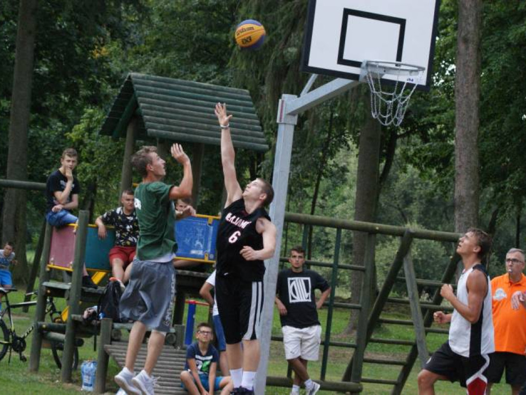 Hutnicy najlepsi w Mławie, najlepsi w Wyszynach