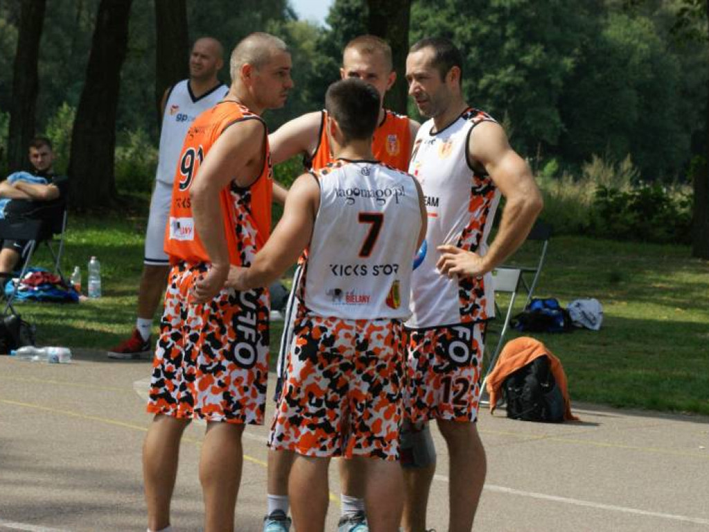 Hutnicy najlepsi w Mławie, najlepsi w Wyszynach