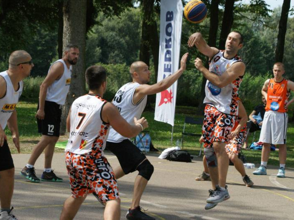 Hutnicy najlepsi w Mławie, najlepsi w Wyszynach