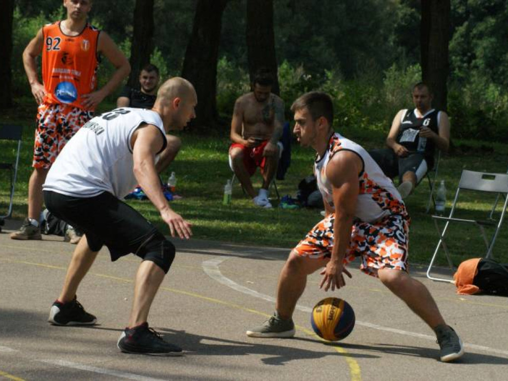 Hutnicy najlepsi w Mławie, najlepsi w Wyszynach