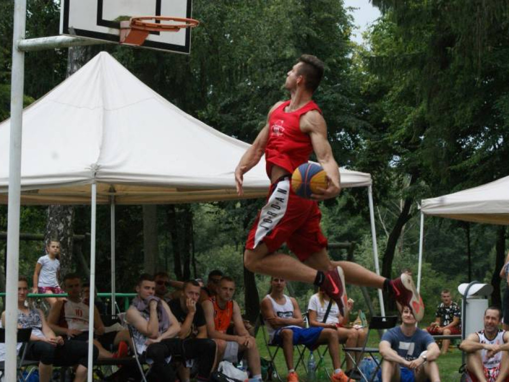 Hutnicy najlepsi w Mławie, najlepsi w Wyszynach