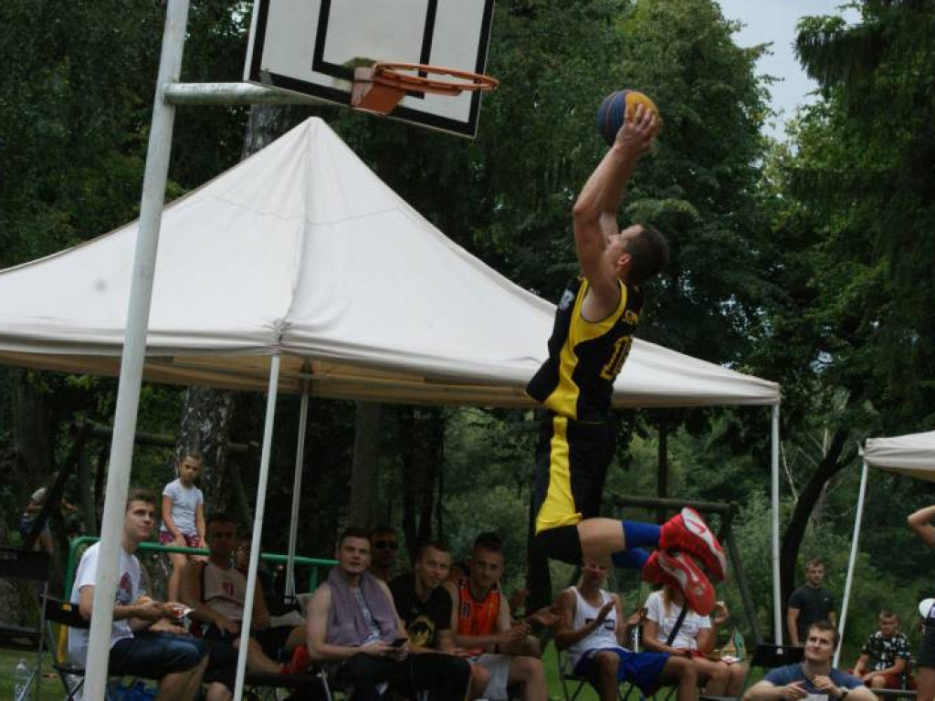 Hutnicy najlepsi w Mławie, najlepsi w Wyszynach