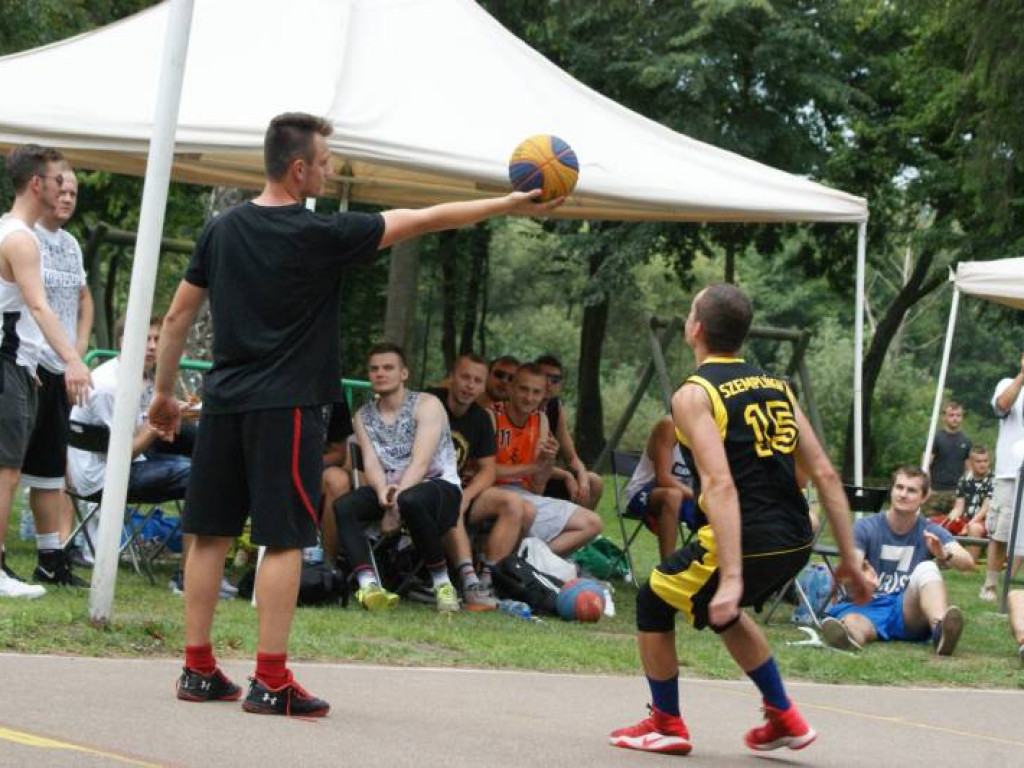 Hutnicy najlepsi w Mławie, najlepsi w Wyszynach