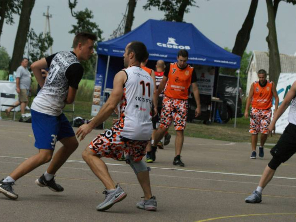 Hutnicy najlepsi w Mławie, najlepsi w Wyszynach