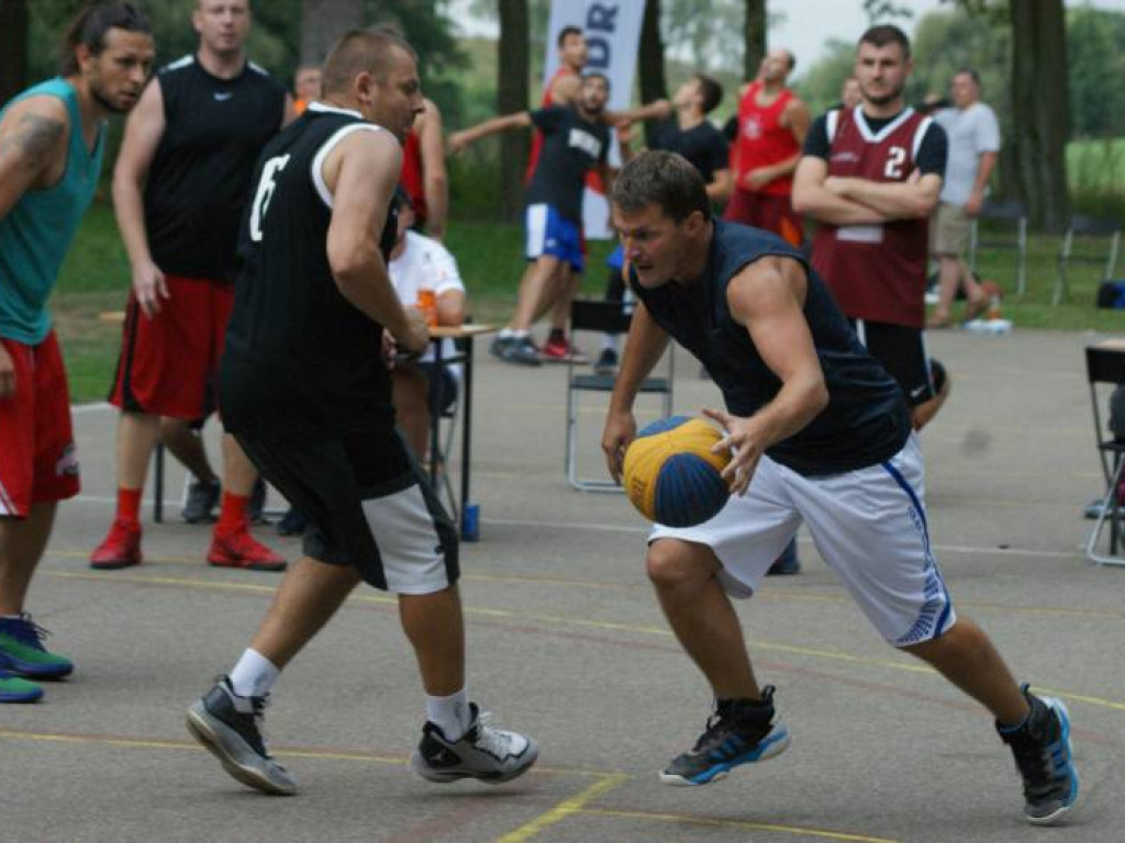 Hutnicy najlepsi w Mławie, najlepsi w Wyszynach