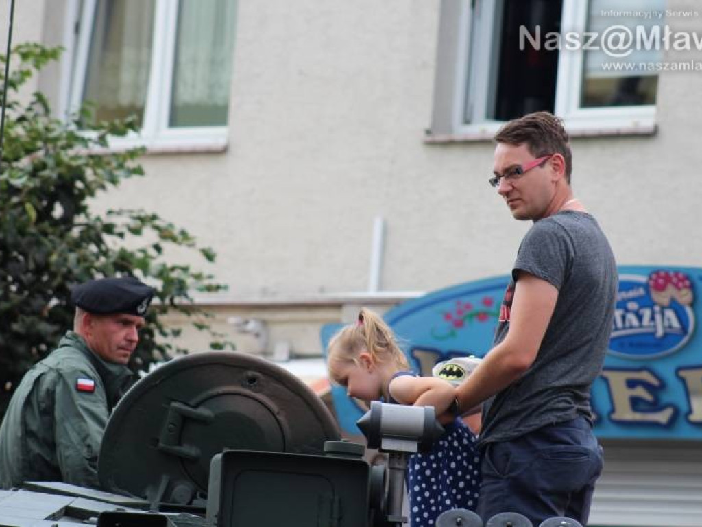 Do Mławy przyjechały KRAB, SZAKAL i ROSOMAKI