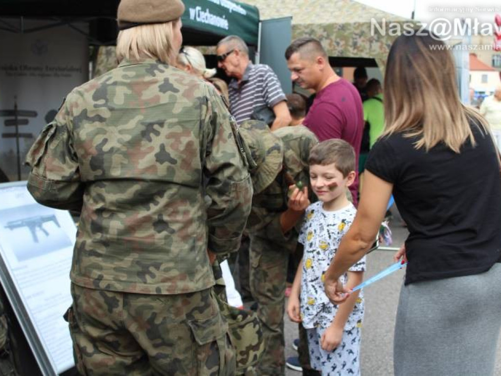 Do Mławy przyjechały KRAB, SZAKAL i ROSOMAKI