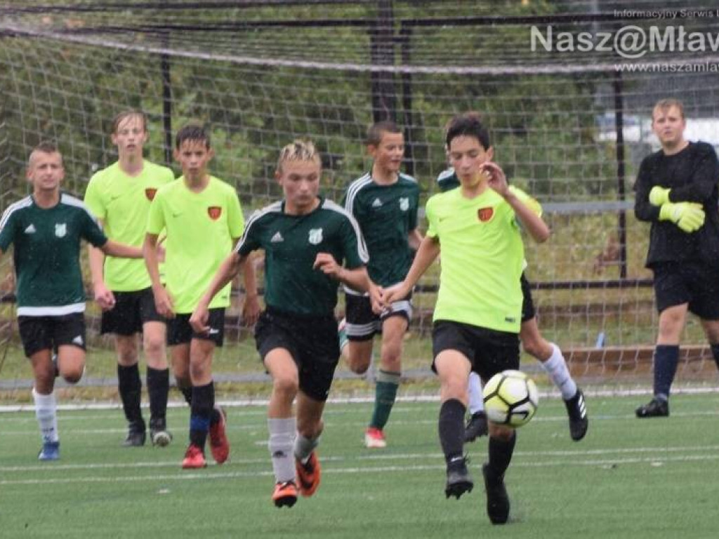 Siedem goli juniorów, czyste konto trampkarzy