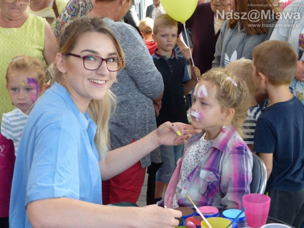 W Ciechanowie otwarto nowoczesną halę targową [ZDJĘCIA]