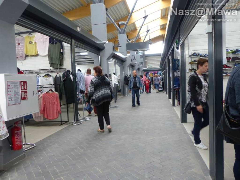 W Ciechanowie otwarto nowoczesną halę targową [ZDJĘCIA]