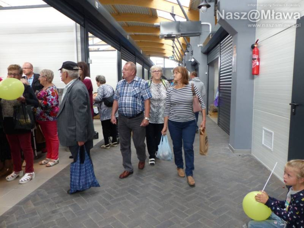 W Ciechanowie otwarto nowoczesną halę targową [ZDJĘCIA]