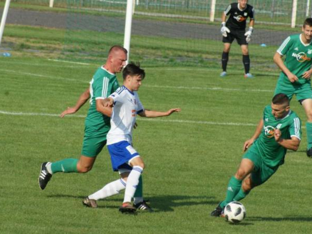 Pogoń wypunktowała Mławiankę. Z wolnego w poprzeczkę