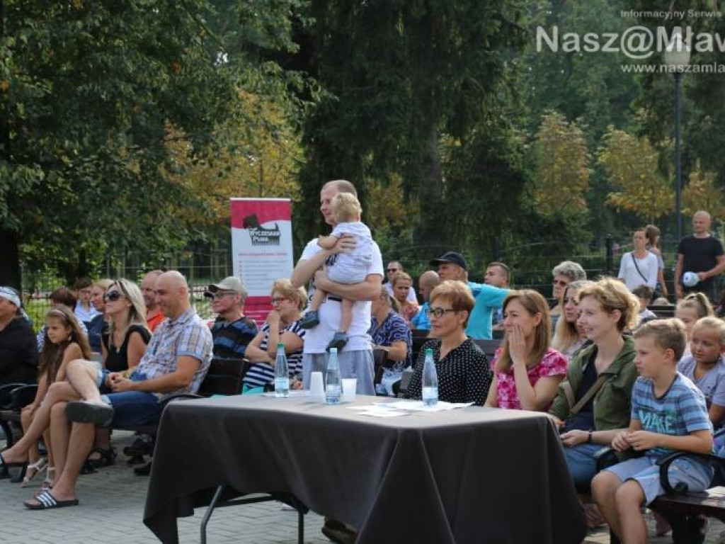 Małe i duże, rasowe i kundelki - wszystkie psy były piękne