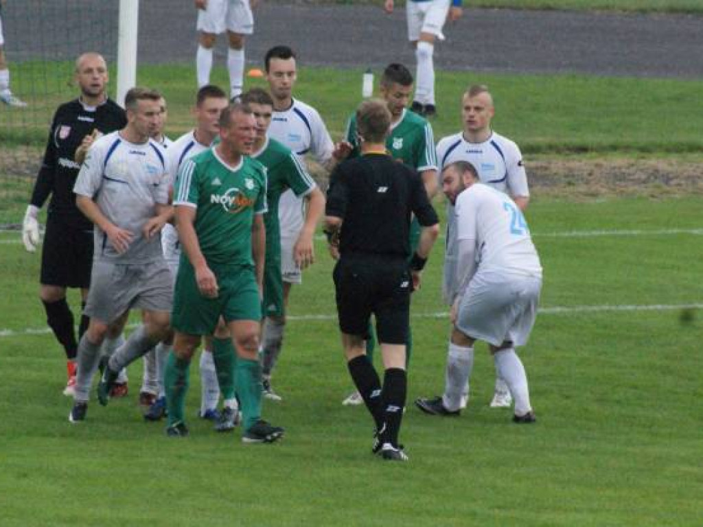 Czwarta z rzędu przegrana. Bez punktów, bez gola