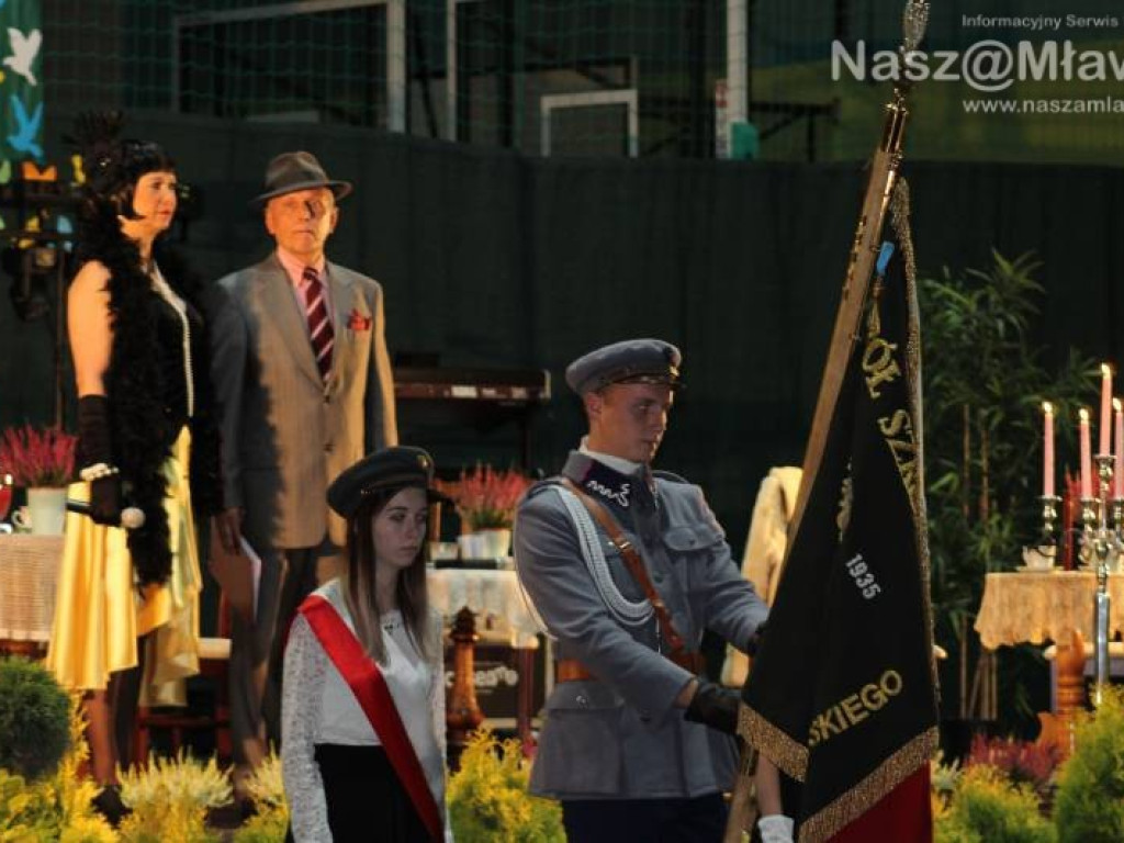 Powróćmy jak za dawnych lat..., czyli bal absolwentów