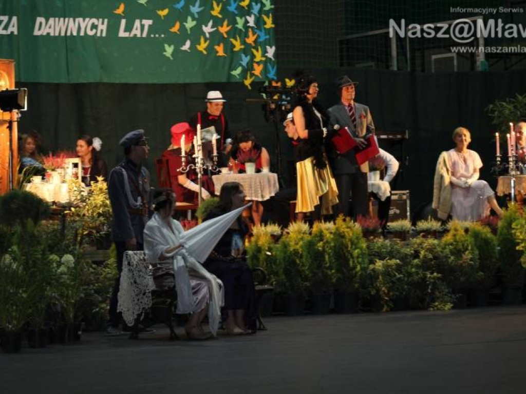 Powróćmy jak za dawnych lat..., czyli bal absolwentów