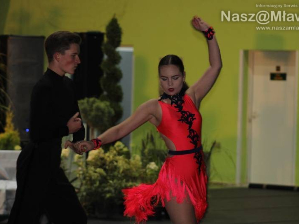 Powróćmy jak za dawnych lat..., czyli bal absolwentów