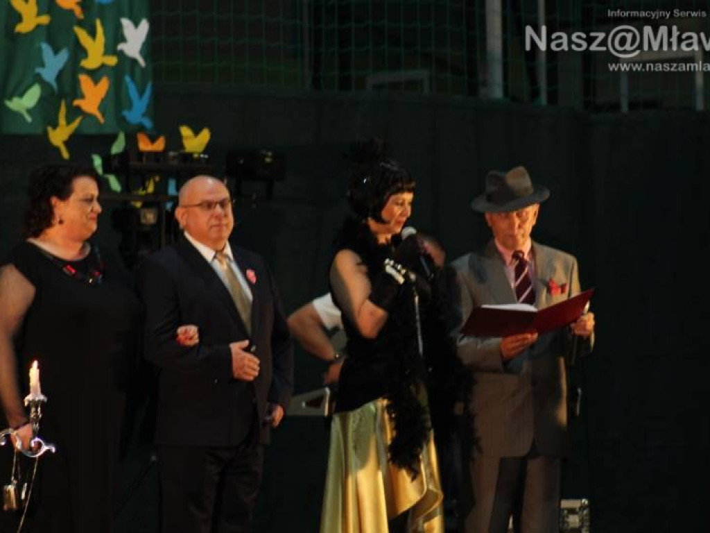 Powróćmy jak za dawnych lat..., czyli bal absolwentów