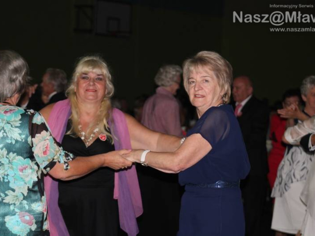 Powróćmy jak za dawnych lat..., czyli bal absolwentów