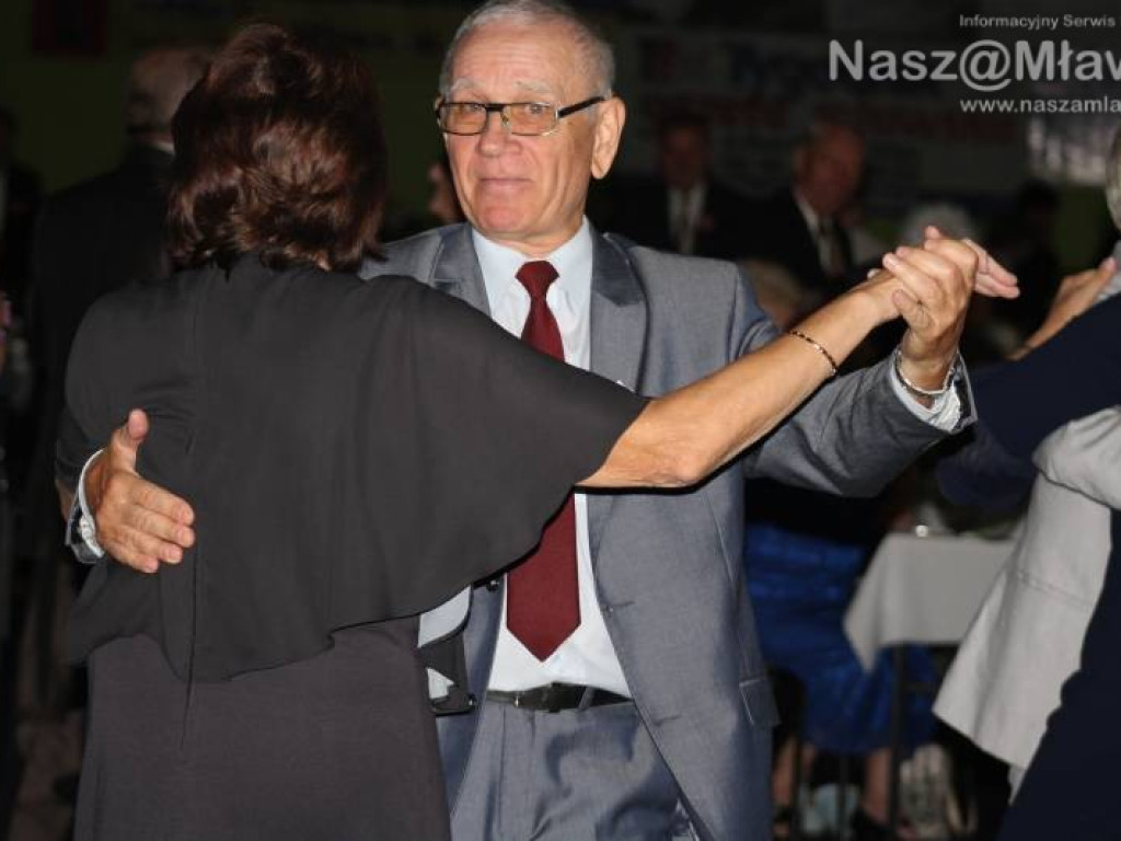 Powróćmy jak za dawnych lat..., czyli bal absolwentów