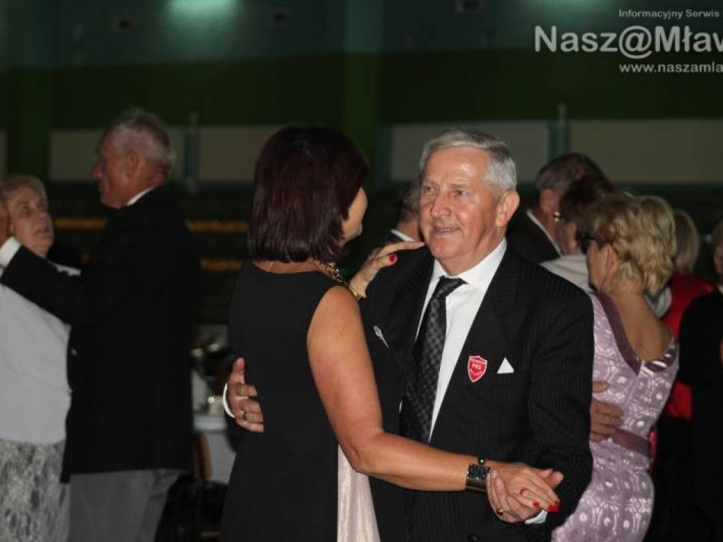 Powróćmy jak za dawnych lat..., czyli bal absolwentów