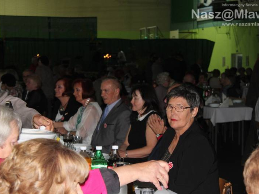 Powróćmy jak za dawnych lat..., czyli bal absolwentów