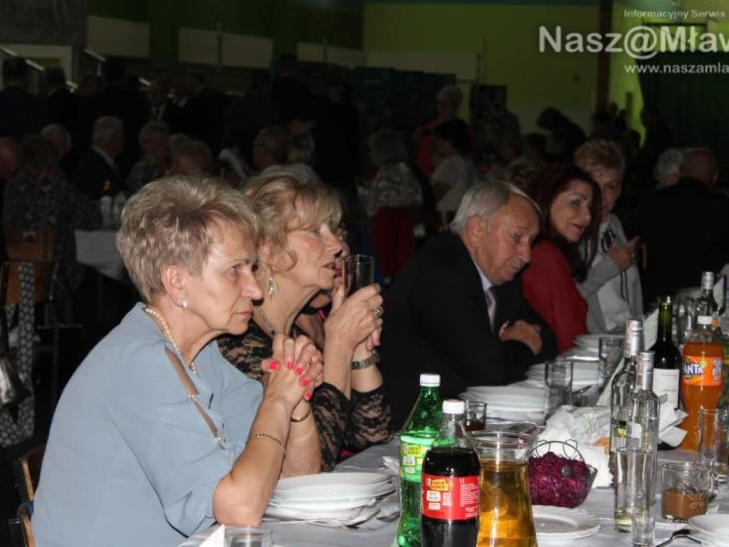 Powróćmy jak za dawnych lat..., czyli bal absolwentów