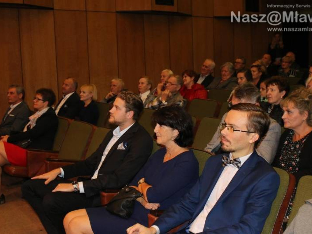 Inga promowała płytę, Towarzystwo świętowało jubileusz