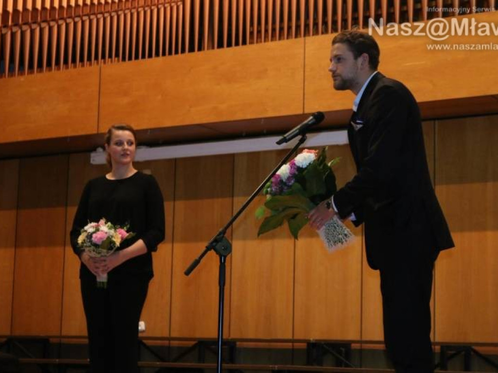 Inga promowała płytę, Towarzystwo świętowało jubileusz