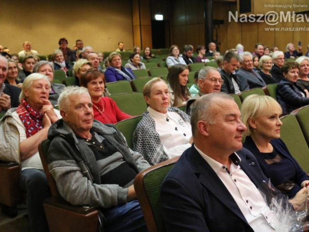 Inga promowała płytę, Towarzystwo świętowało jubileusz