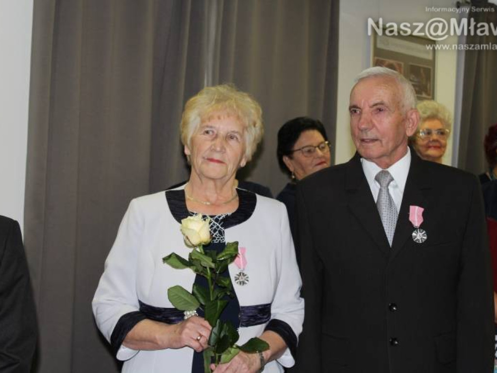 Medale od prezydenta dla par małżeńskich. Były łzy wzruszenia i dużo serdeczności