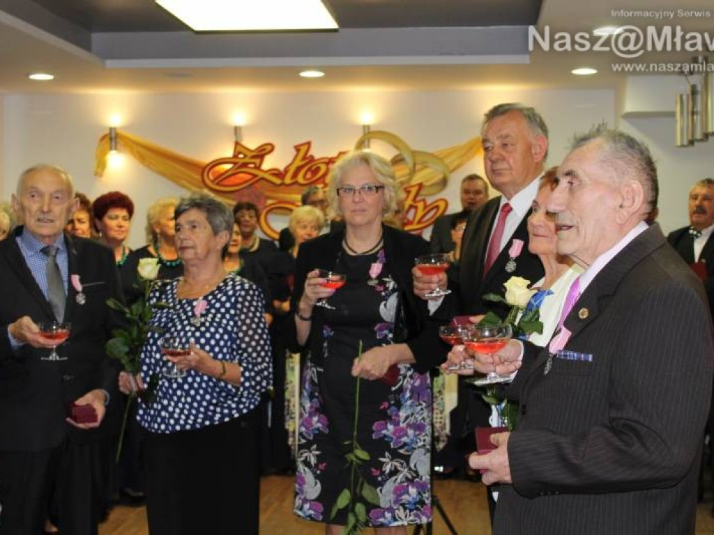 Medale od prezydenta dla par małżeńskich. Były łzy wzruszenia i dużo serdeczności